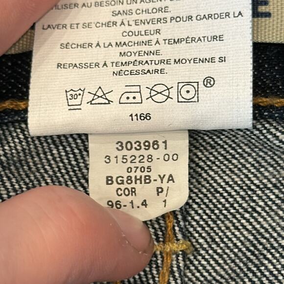 NWT Gap Low Rise Curvy Flare Jeans Size 16R - Picture 8 of 8